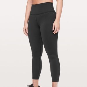 NWOT Lululemon 7/8 wunderunders